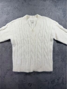 Lucky Brand Large White Cable Knit V-Neck Sweater